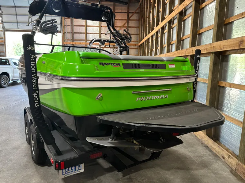 Slide: The Image of Moomba Craz 2016 - 5