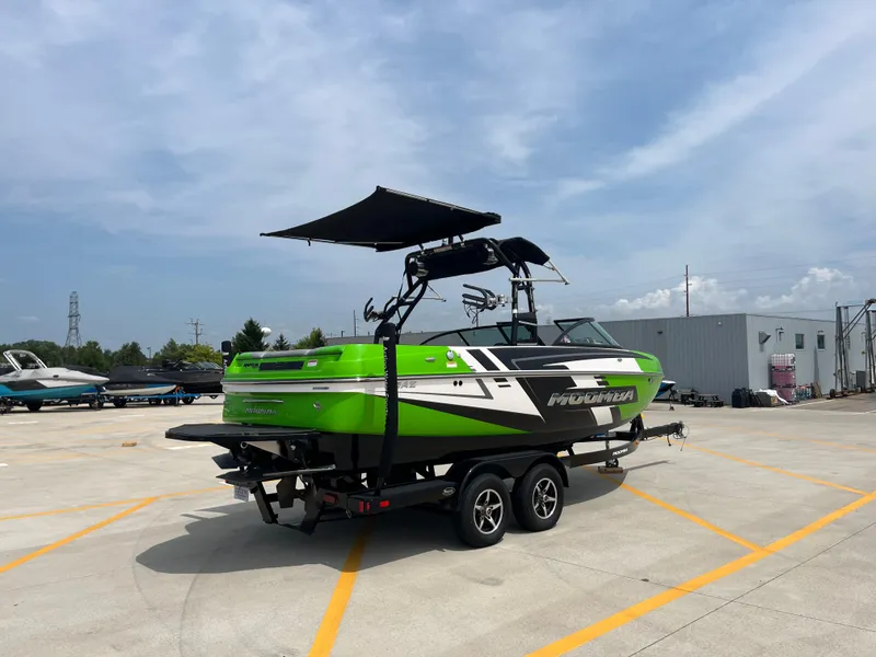 Slide: The Image of Moomba Craz 2016 - 9