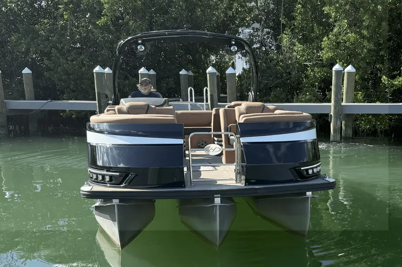 Slide: The Image of Harris GRAND MARINER 250 2022 - 12