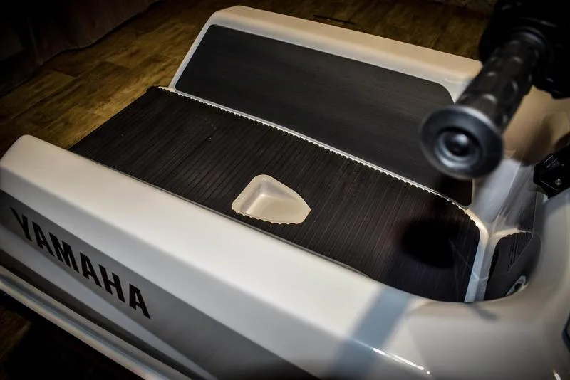Slide: The Image of 2022 Yamaha WaveRunner SuperJet rear deck and handlebar close-up. - 9