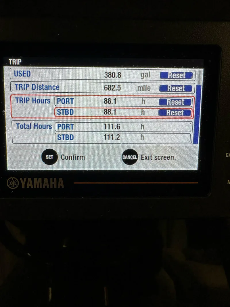 Slide: The Image of Yamaha display showing trip data for 2021 Wellcraft 262 Fisherman boat. - 20