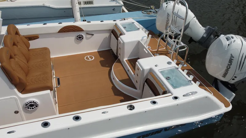 Slide: The Image of Twin Vee 340 GFX 2023 - 70