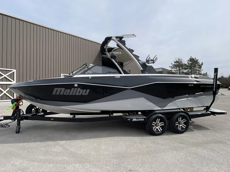 The Image of Malibu Wakesetter 25 LSV 2023 - 1