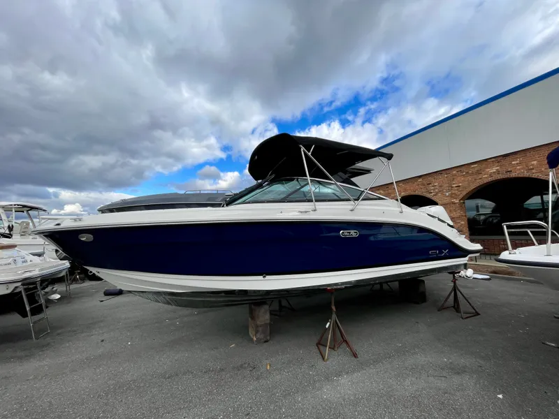 Slide: The Image of Sea Ray 260SLX-OB 2023 - 1
