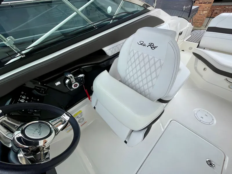 Slide: The Image of Sea Ray 260SLX-OB 2023 - 6