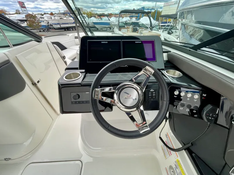 Slide: The Image of Sea Ray 260SLX-OB 2023 - 8