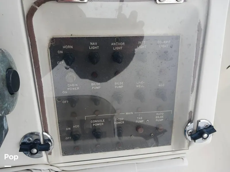 Slide: The Image of 1993 Fountain 31TE for sale in Millbury, OH - 39