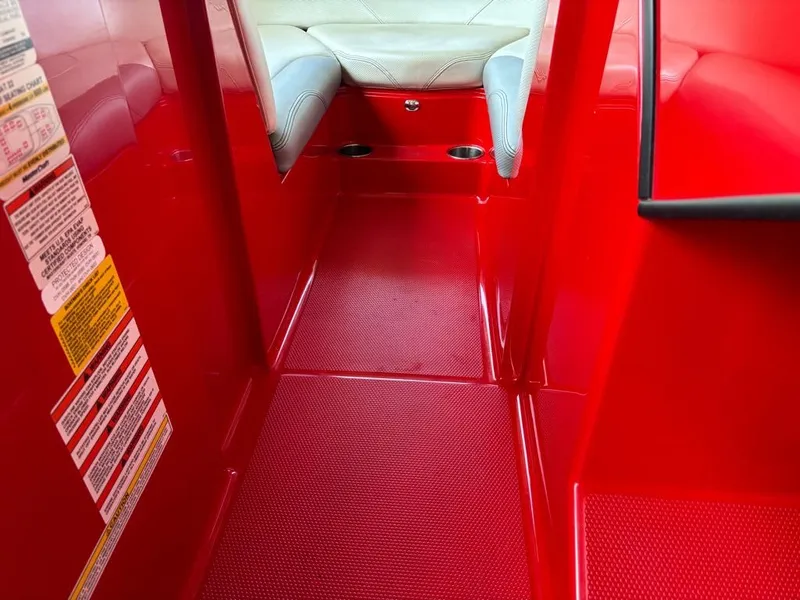 Slide: The Image of MasterCraft NXT22 2016 - 10