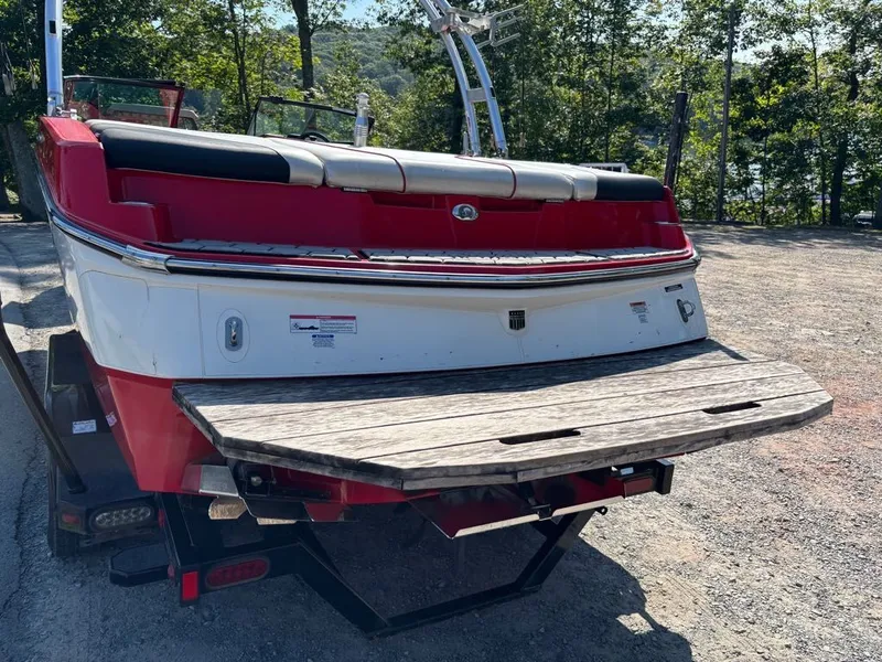 Slide: The Image of MasterCraft NXT22 2016 - 15