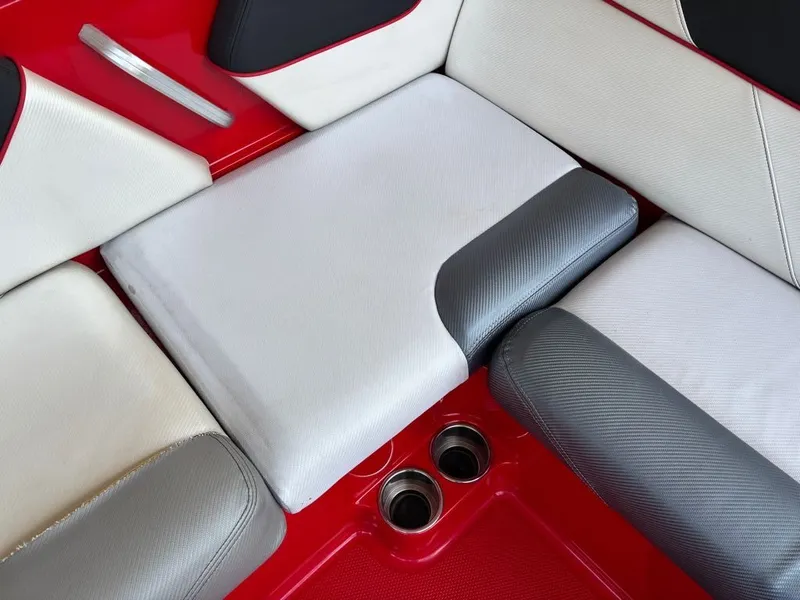 Slide: The Image of MasterCraft NXT22 2016 - 21