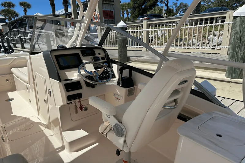 Slide: The Image of Grady-White Freedom 275 2016 - 16