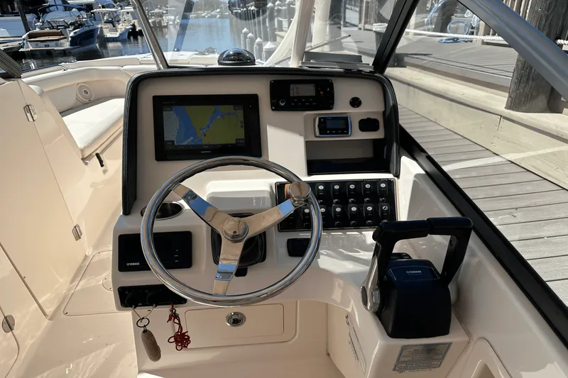 Slide: The Image of Grady-White Freedom 275 2016 - 17