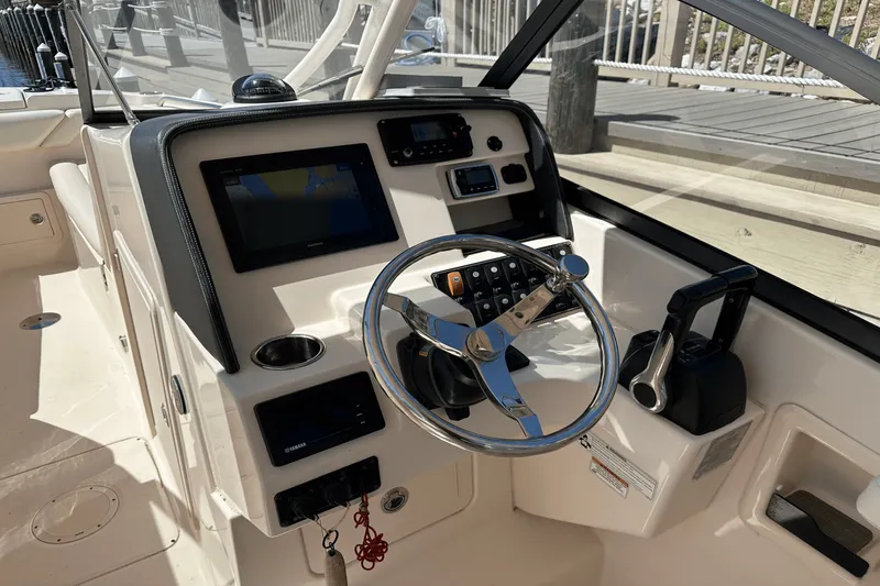 Slide: The Image of Grady-White Freedom 275 2016 - 18