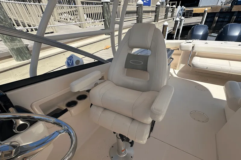 Slide: The Image of Grady-White Freedom 275 2016 - 38