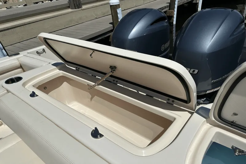 Slide: The Image of Grady-White Freedom 275 2016 - 39