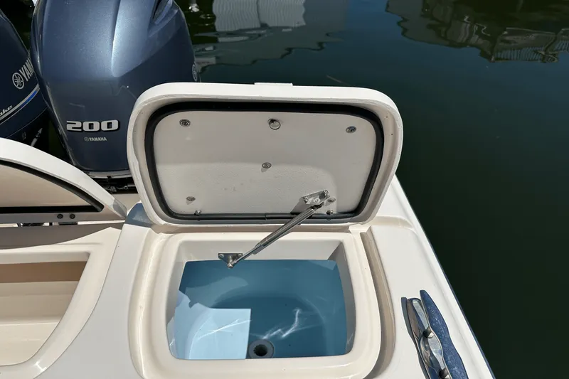 Slide: The Image of Grady-White Freedom 275 2016 - 42