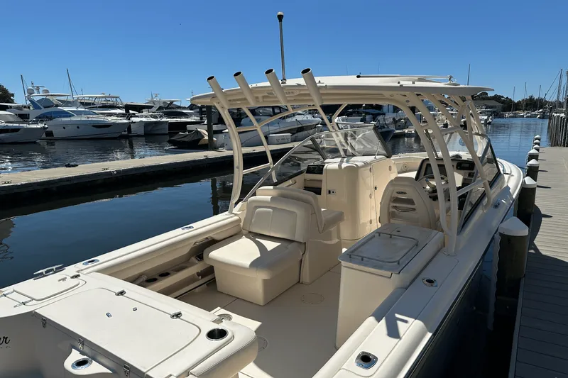 Slide: The Image of Grady-White Freedom 275 2016 - 6