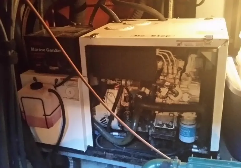 Slide: The Image of Onan Genset  w/ cover open (1616 hrs.) - 31