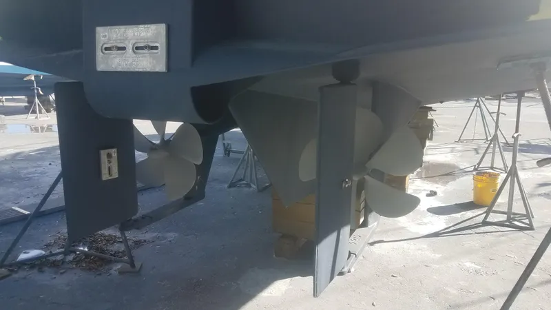 Slide: The Image of Running Gear w/ 5 Blade Prop (Jan 2022) - 33