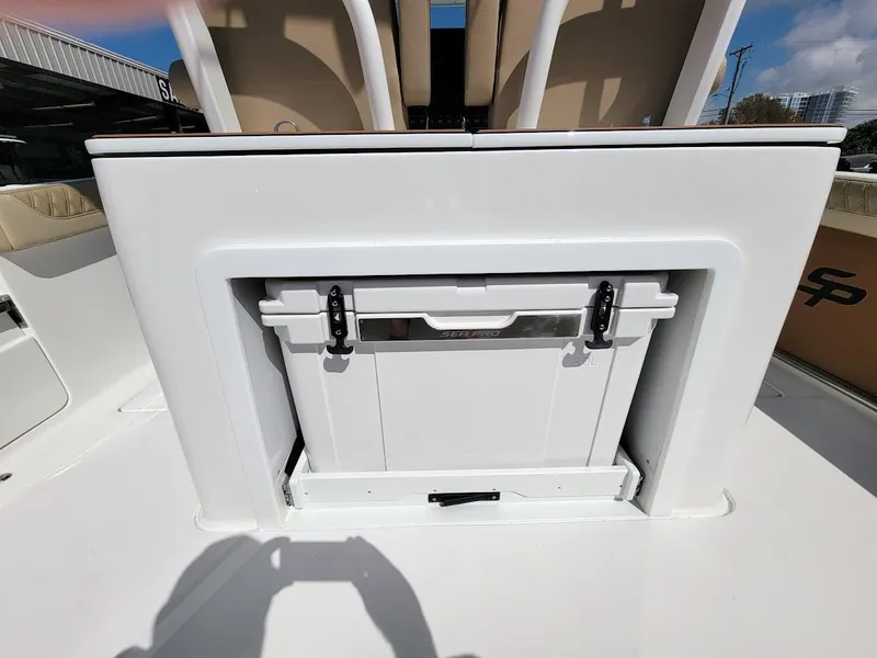 Slide: The Image of 2025 Sea Pro 322 DLX boat with built-in storage compartment. - 14
