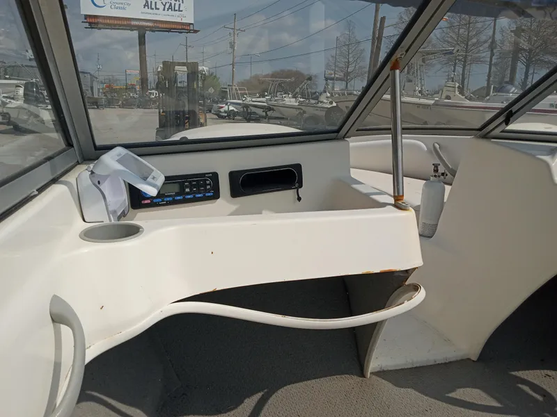 Slide: The Image of Bayliner 175 2008 - 4