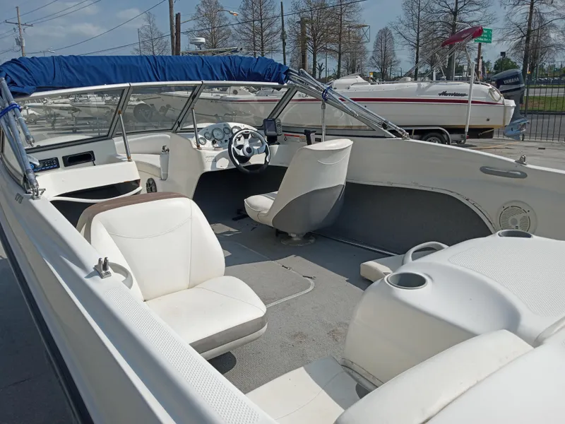 Slide: The Image of Bayliner 175 2008 - 7