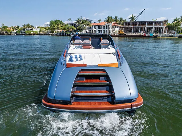 Slide: The Image of Riva 38' Rivamare 2022 - 59