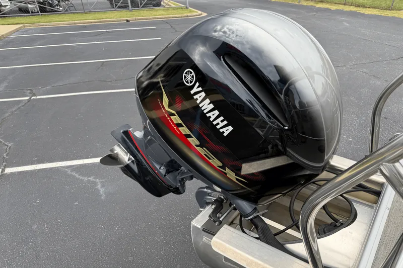 Slide: The Image of Godfrey SW2286SFL 2023 - 12