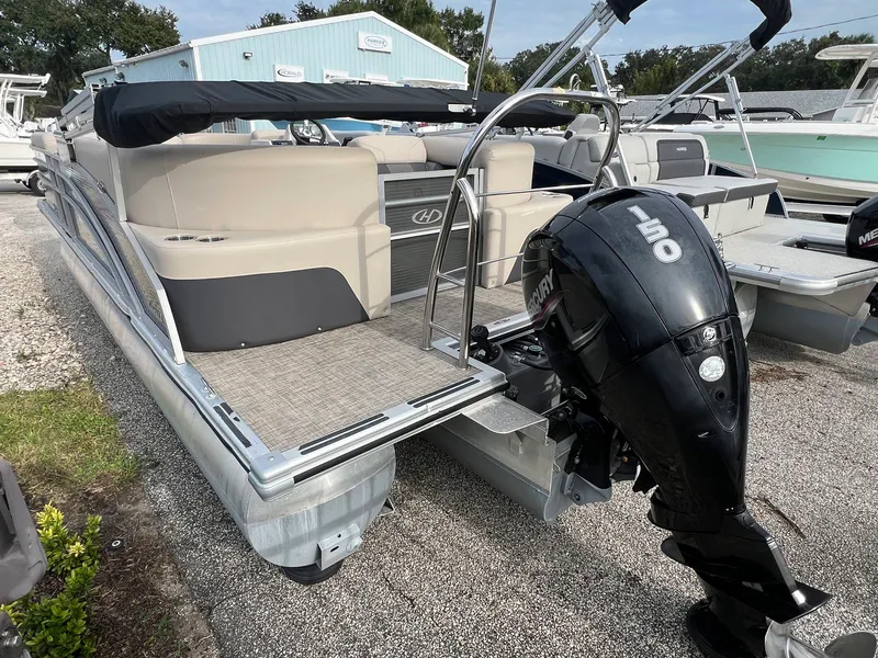 Slide: The Image of Harris 230 cruiser CW 2023 - 4