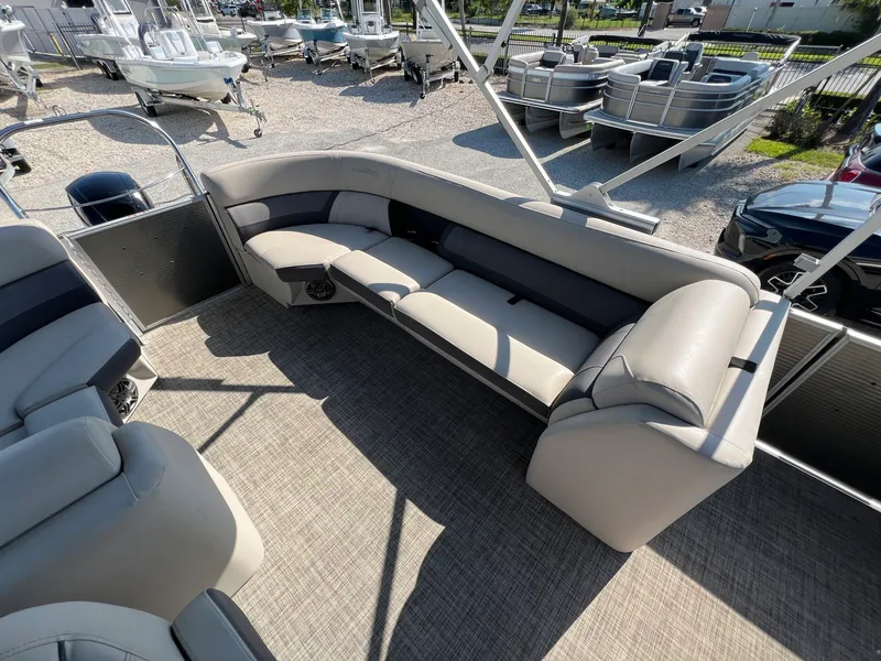 Slide: The Image of Harris 230 cruiser Harris #10 2023 - 14