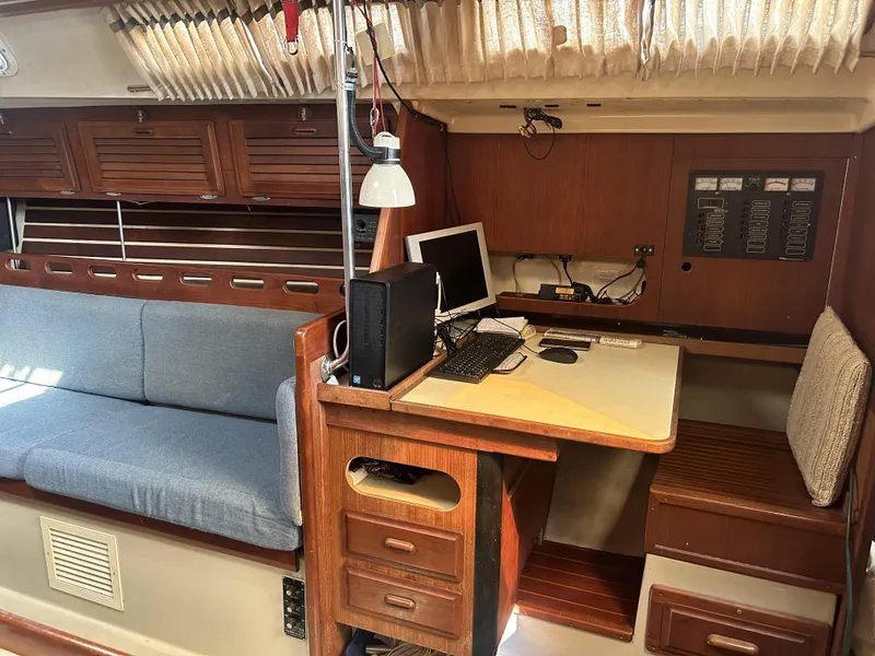 Slide: The Image of O'Day 39 Aft Cockpit 4ft 9in Draft 1986 - 51