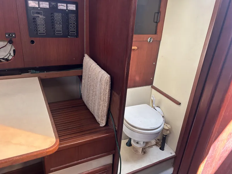 Slide: The Image of O'Day 39 Aft Cockpit 4ft 9in Draft 1986 - 52