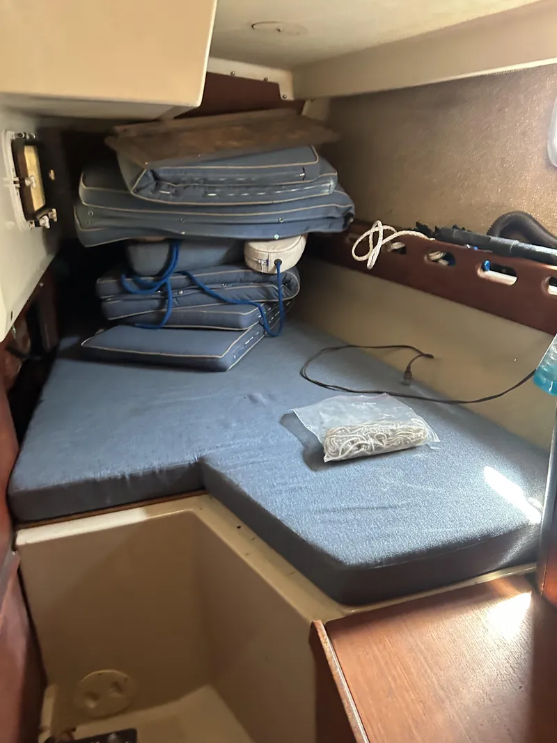 Slide: The Image of O'Day 39 Aft Cockpit 4ft 9in Draft 1986 - 55