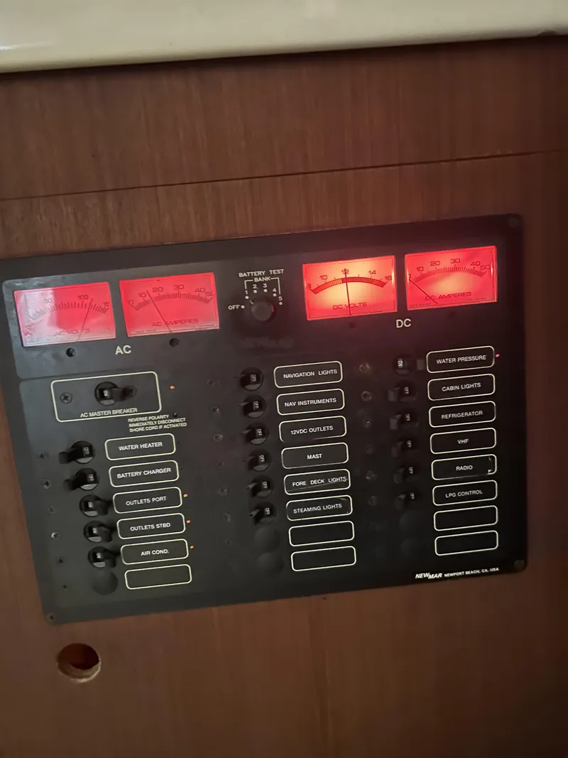 Slide: The Image of O'Day 39 Aft Cockpit 4ft 9in Draft 1986 - 56