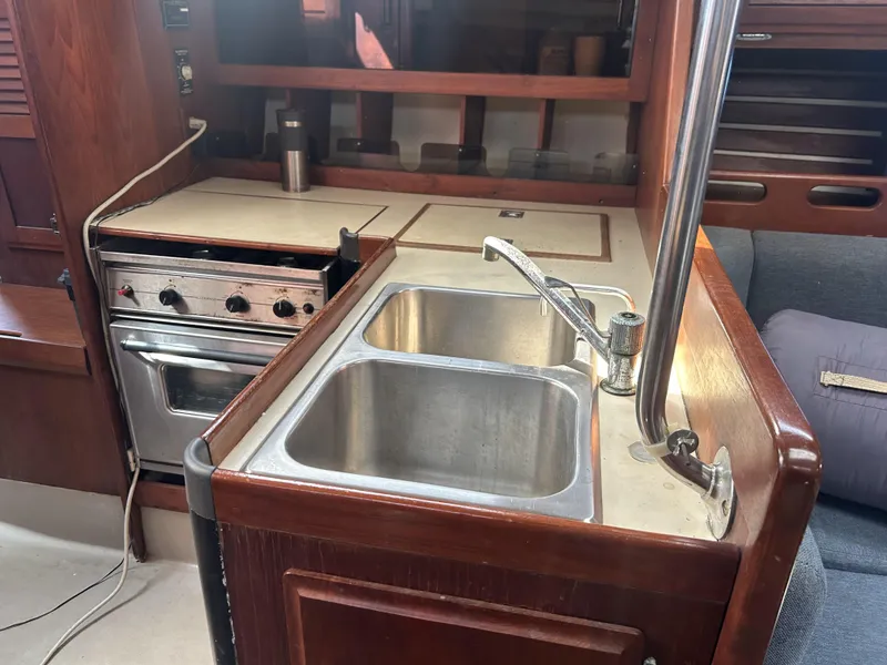 Slide: The Image of O'Day 39 Aft Cockpit 4ft 9in Draft 1986 - 63