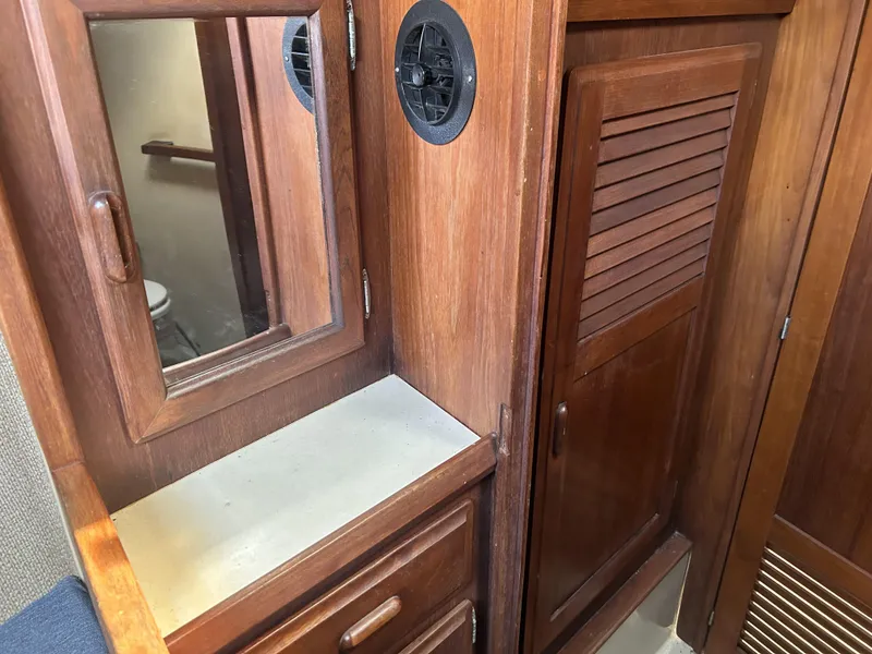 Slide: The Image of O'Day 39 Aft Cockpit 4ft 9in Draft 1986 - 72