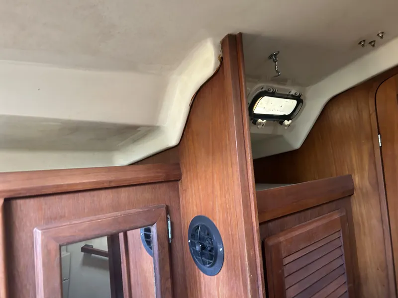 Slide: The Image of O'Day 39 Aft Cockpit 4ft 9in Draft 1986 - 73