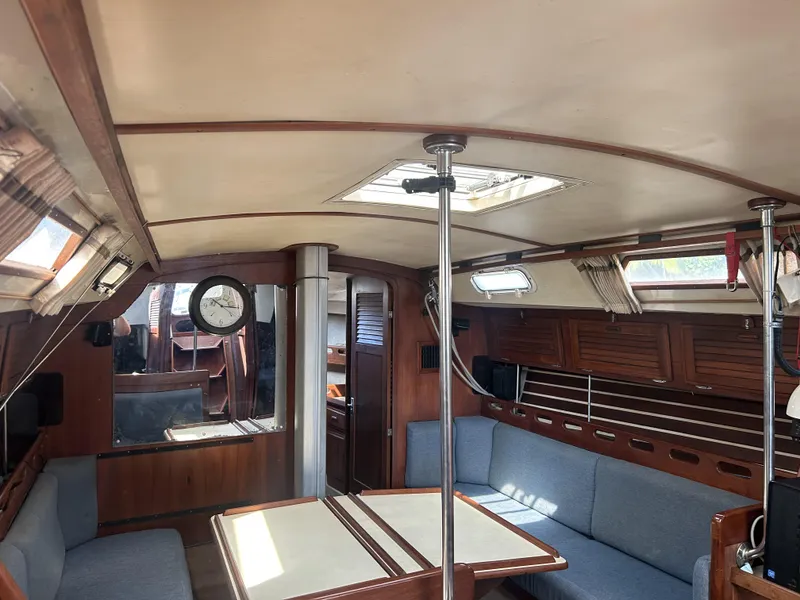 Slide: The Image of O'Day 39 Aft Cockpit 4ft 9in Draft 1986 - 74