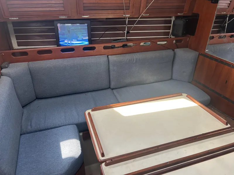 Slide: The Image of O'Day 39 Aft Cockpit 4ft 9in Draft 1986 - 76