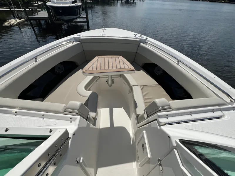Slide: The Image of Boston Whaler 280 VANTAGE 2024 - 2