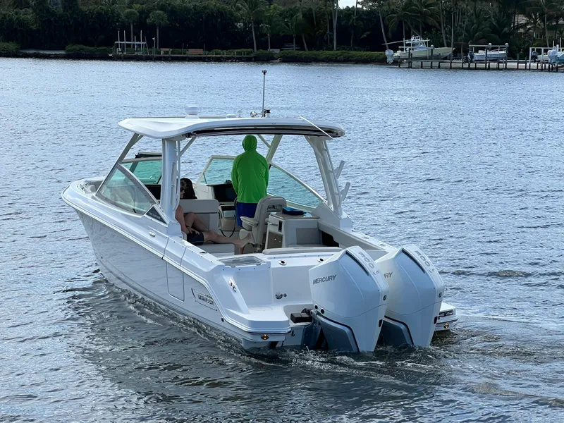 Slide: The Image of Boston Whaler 280 VANTAGE 2024 - 55