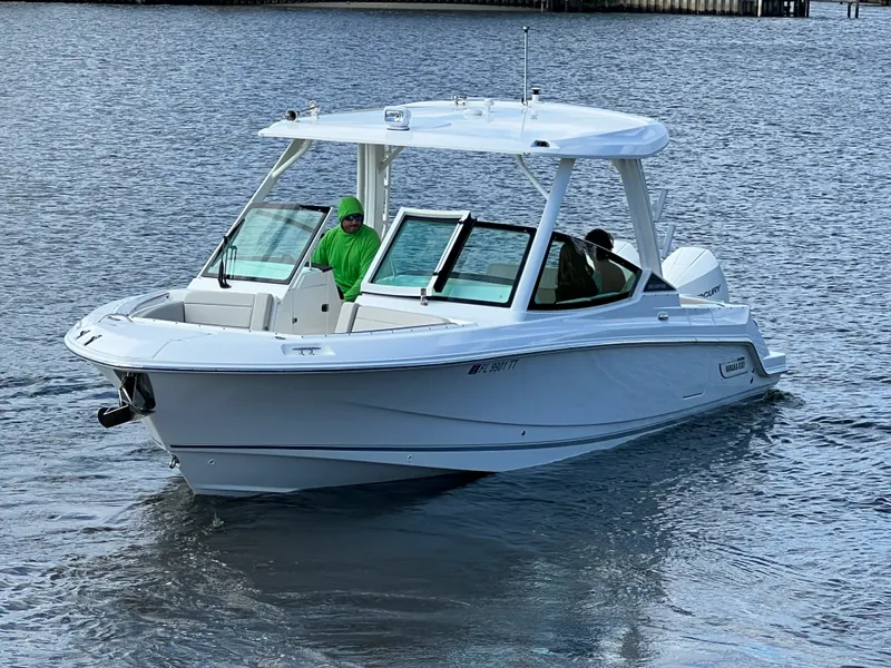 Slide: The Image of Boston Whaler 280 VANTAGE 2024 - 61