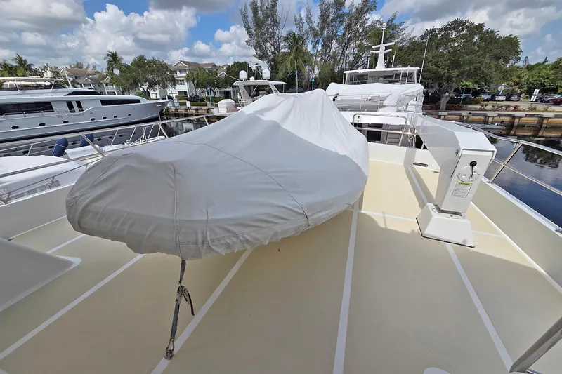 Slide: The Image of Outer Reef 650 Motoryacht 2008 - 34