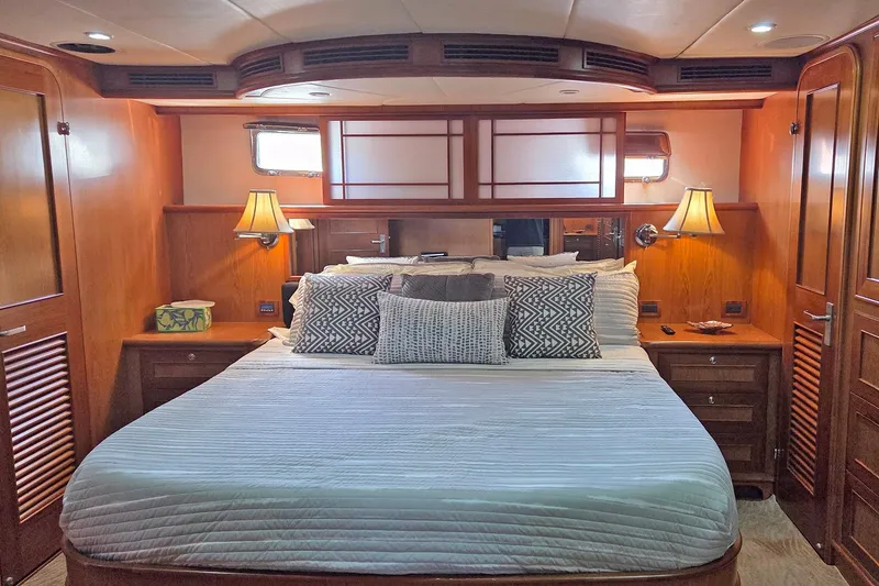 Slide: The Image of Outer Reef 650 Motoryacht 2008 - 15