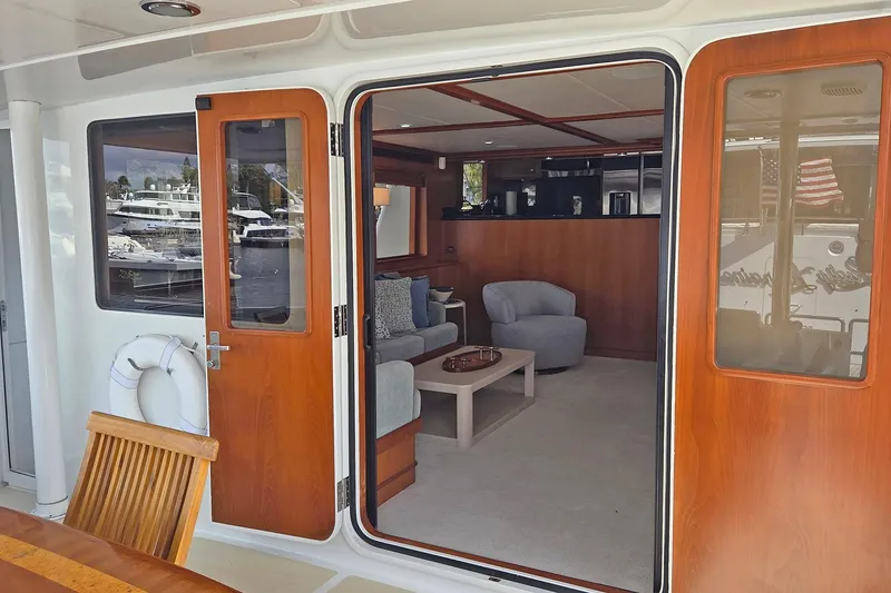 Slide: The Image of Outer Reef 650 Motoryacht 2008 - 2