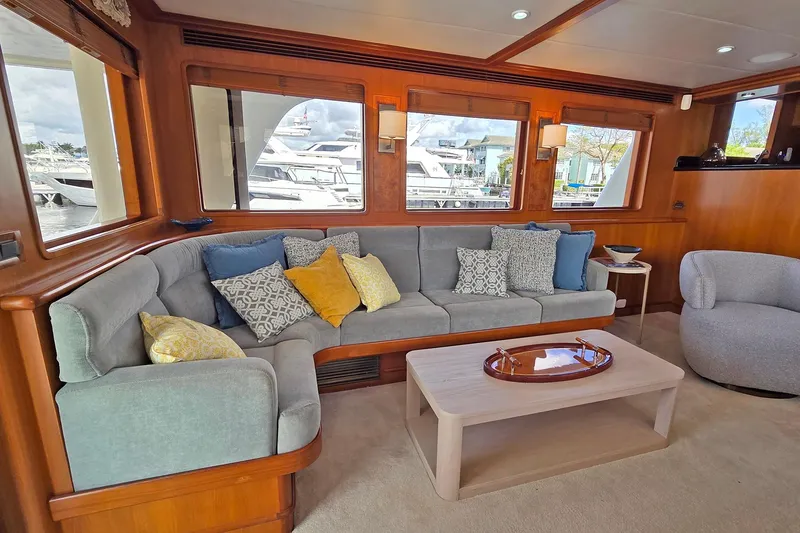 Slide: The Image of Outer Reef 650 Motoryacht 2008 - 4