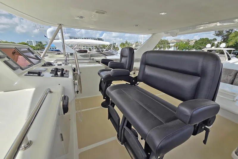 Slide: The Image of Outer Reef 650 Motoryacht 2008 - 28