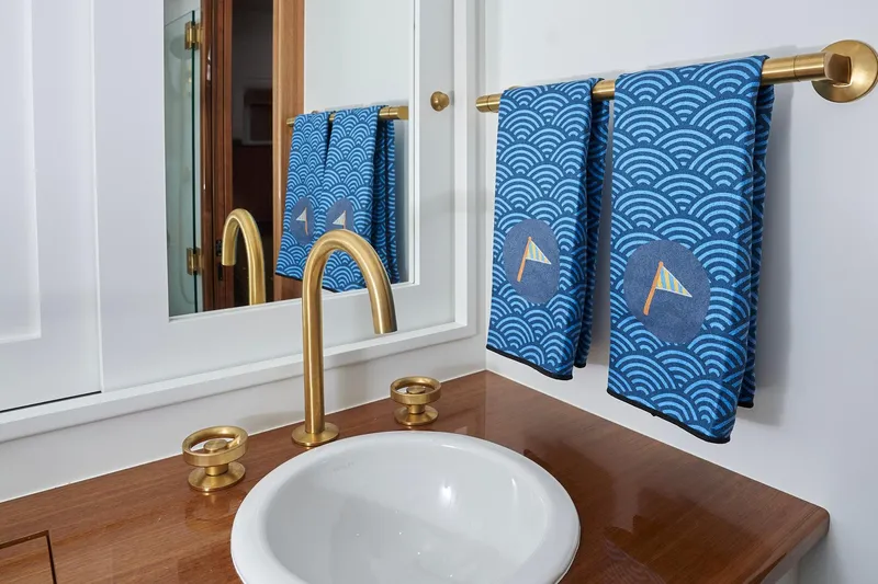 Slide: The Image of Head - 17