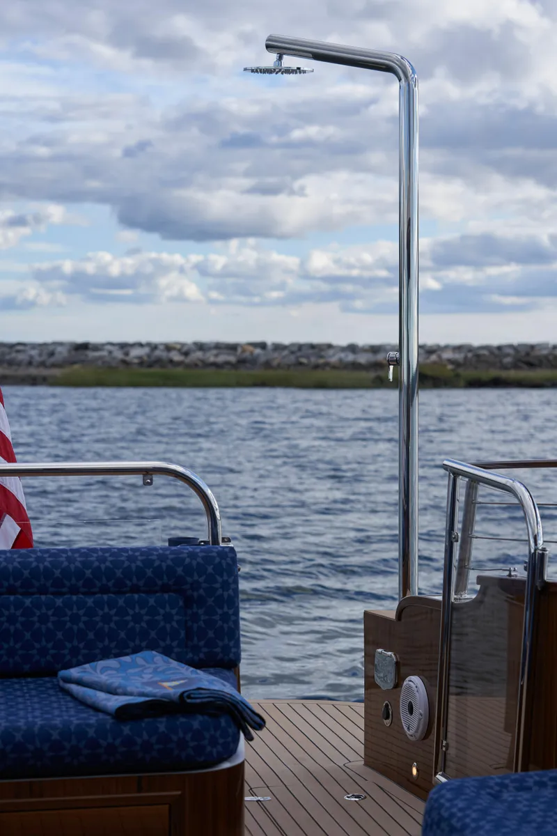 Slide: The Image of Outdoor Shower - 4