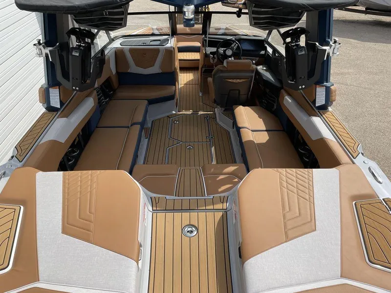 Slide: The Image of Nautique Super Air Nautique G23 2023 - 4